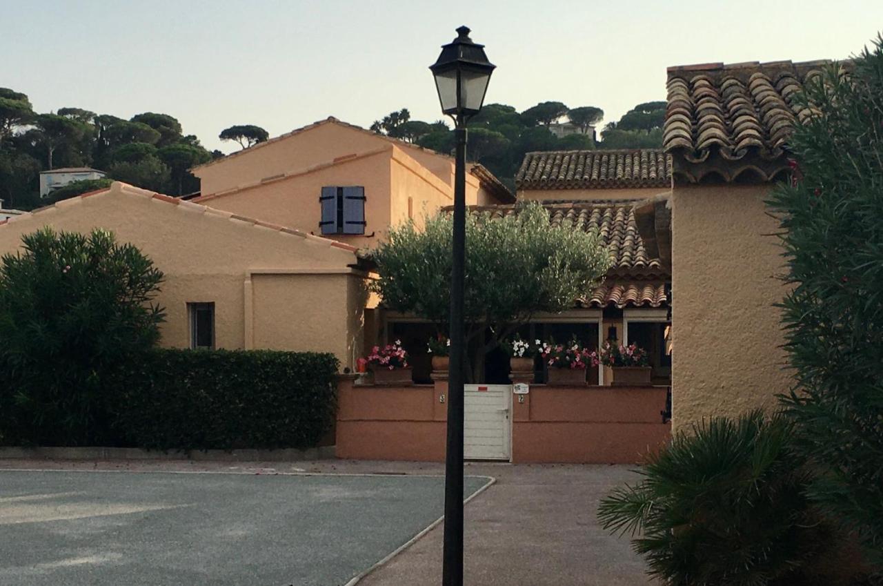 Sainte Maxime France 4 Etoiles Front De Mer Plage De La Nartelle Exterior photo
